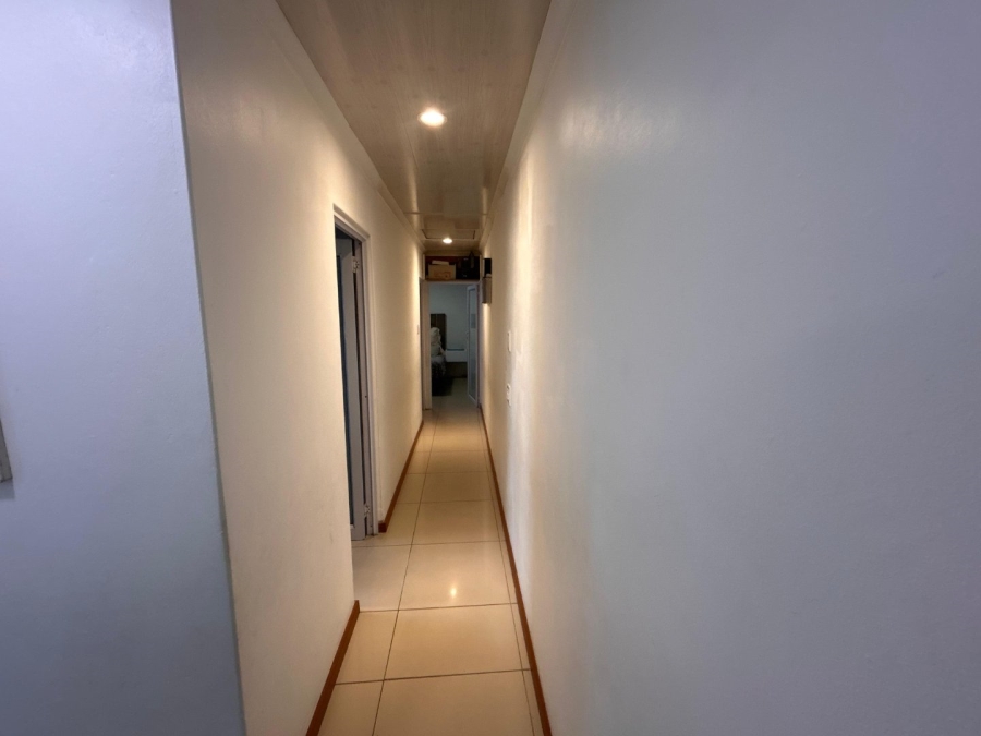 4 Bedroom Property for Sale in Malibu Village Western Cape